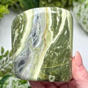Serpentine Freeform | 581g | - #4 (polished Green Crystal Chunk, Healing Stone, Heart Chakra) Serpentine Freeform | 581g | - #4 (polished Green Crystal Chunk, Healing Stone, Heart Chakra)