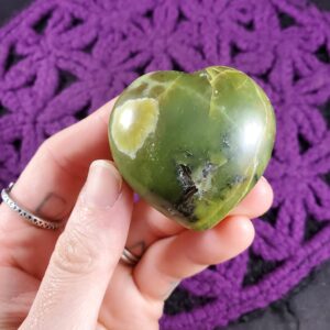 Serpentine Heart Green Stone Crystal Stones Crystals Polished Love Puffy Heart Shaped Chakra India Indian Green Serpentine Serpentine Heart Green Stone Crystal Stones Crystals Polished Love Puffy Heart Shaped Chakra India Indian Green Serpentine