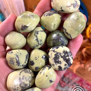 Serpentine Tumbled Stone, One, Large, Green Serpentine Serpentine Tumbled Stone, One, Large, Green Serpentine