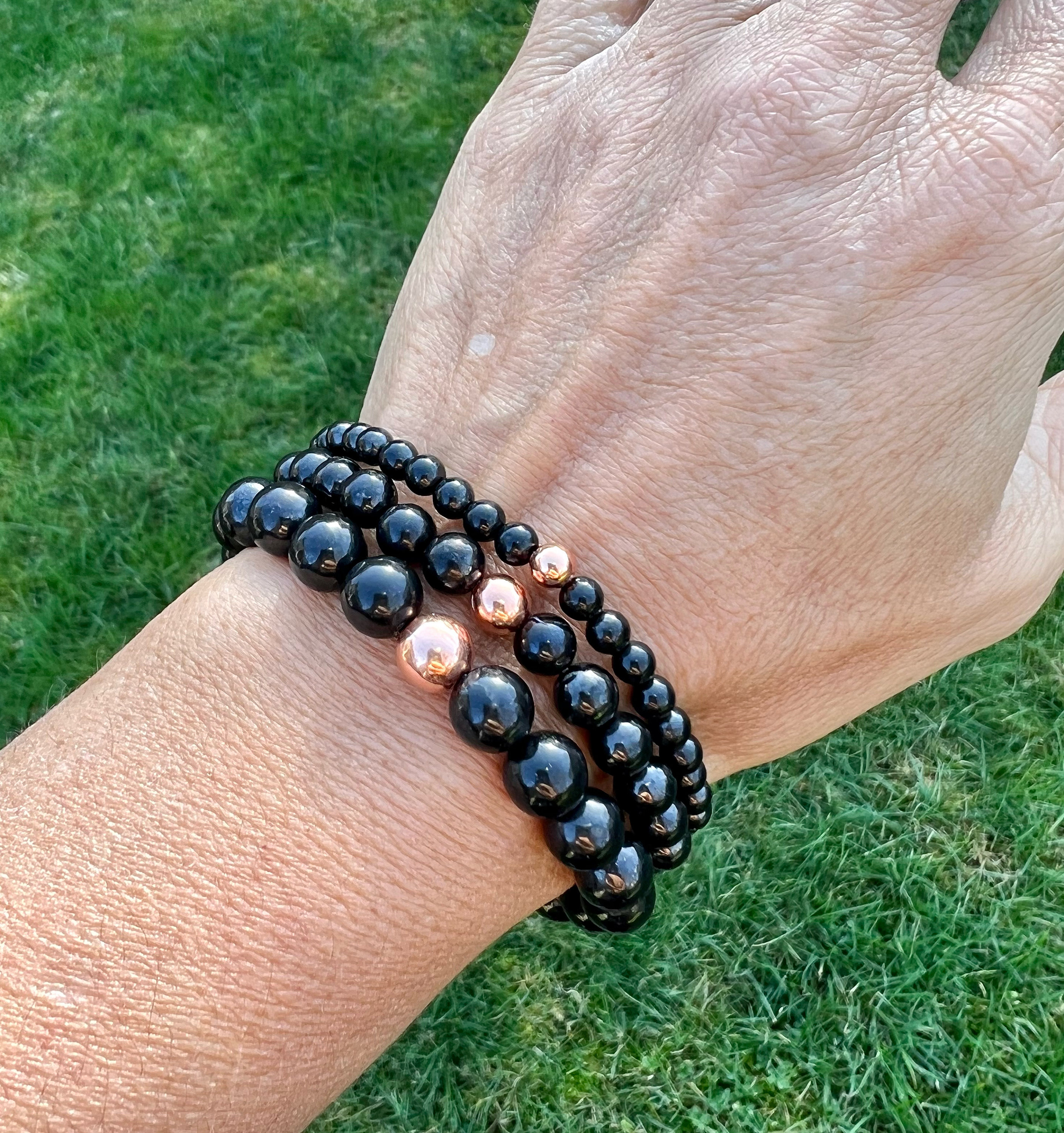 Genuine Russian Shungite + Natural Untreated Copper, Choose 4mm/6mm/8mm/10mm Beads, Emf Shield, Protection, Purifying, Stimulate Energy Flow Genuine Russian Shungite + Natural Untreated Copper, Choose 4mm/6mm/8mm/10mm Beads, Emf Shield, Protection, Purifying, Stimulate Energy Flow