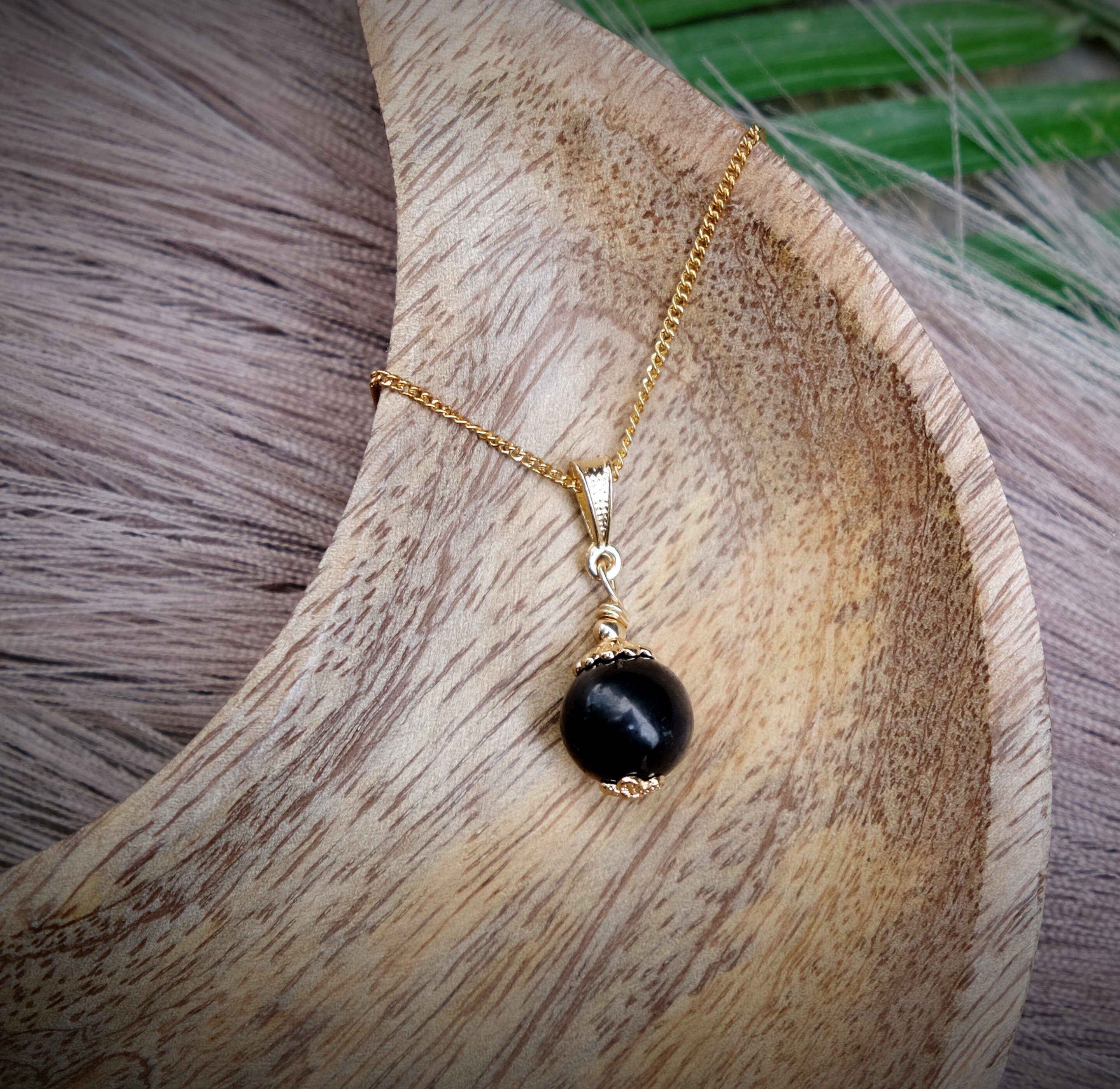 Shungite Beaded Gold Plated Pendant Gold Plated Stainless Steel Necklace 6mm, 8mm, 10mm, 12mm, 14mm, 16mm Bead Shungite Beaded Gold Plated Pendant Gold Plated Stainless Steel Necklace 6mm, 8mm, 10mm, 12mm, 14mm, 16mm Bead