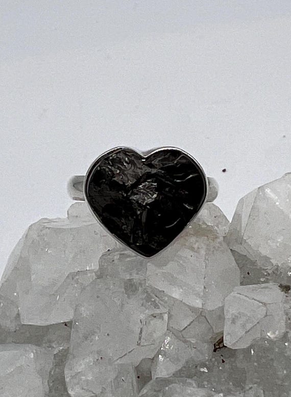 Black Shungite Heart Ring, Size 8 1/2