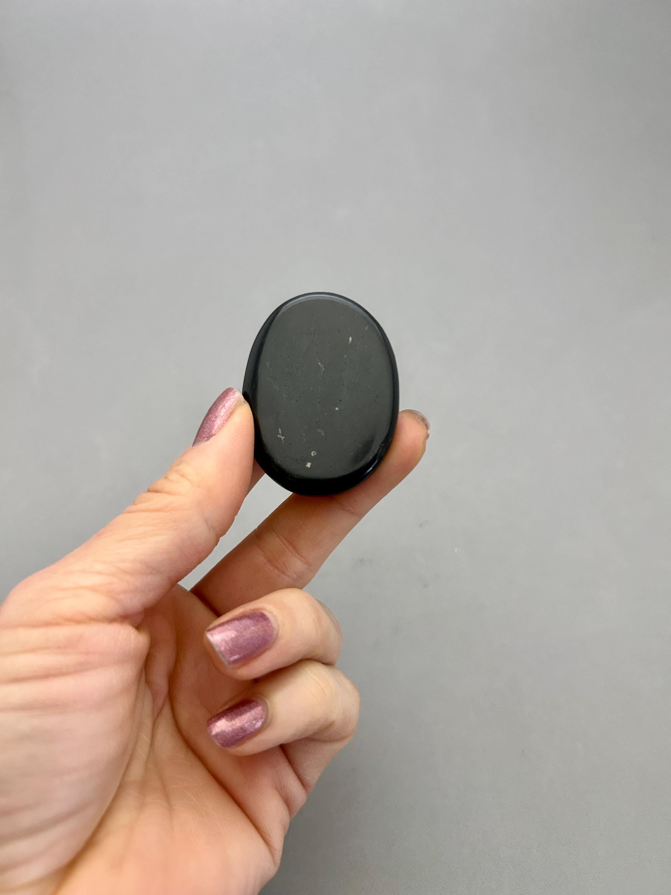 Shungite Crystal Palm Stone For Emf 5g Protection Grounding Earth Star Chakra Empath Protection Stone Fullerness Metaphysical Stone Shungite Crystal Palm Stone For Emf 5g Protection Grounding Earth Star Chakra Empath Protection Stone Fullerness Metaphysical Stone