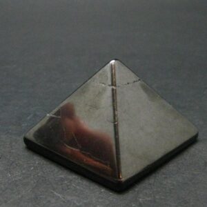 Elite Shungite Pyramid From Russia - 1.5" - 38.83 Grams Elite Shungite Pyramid From Russia - 1.5" - 38.83 Grams