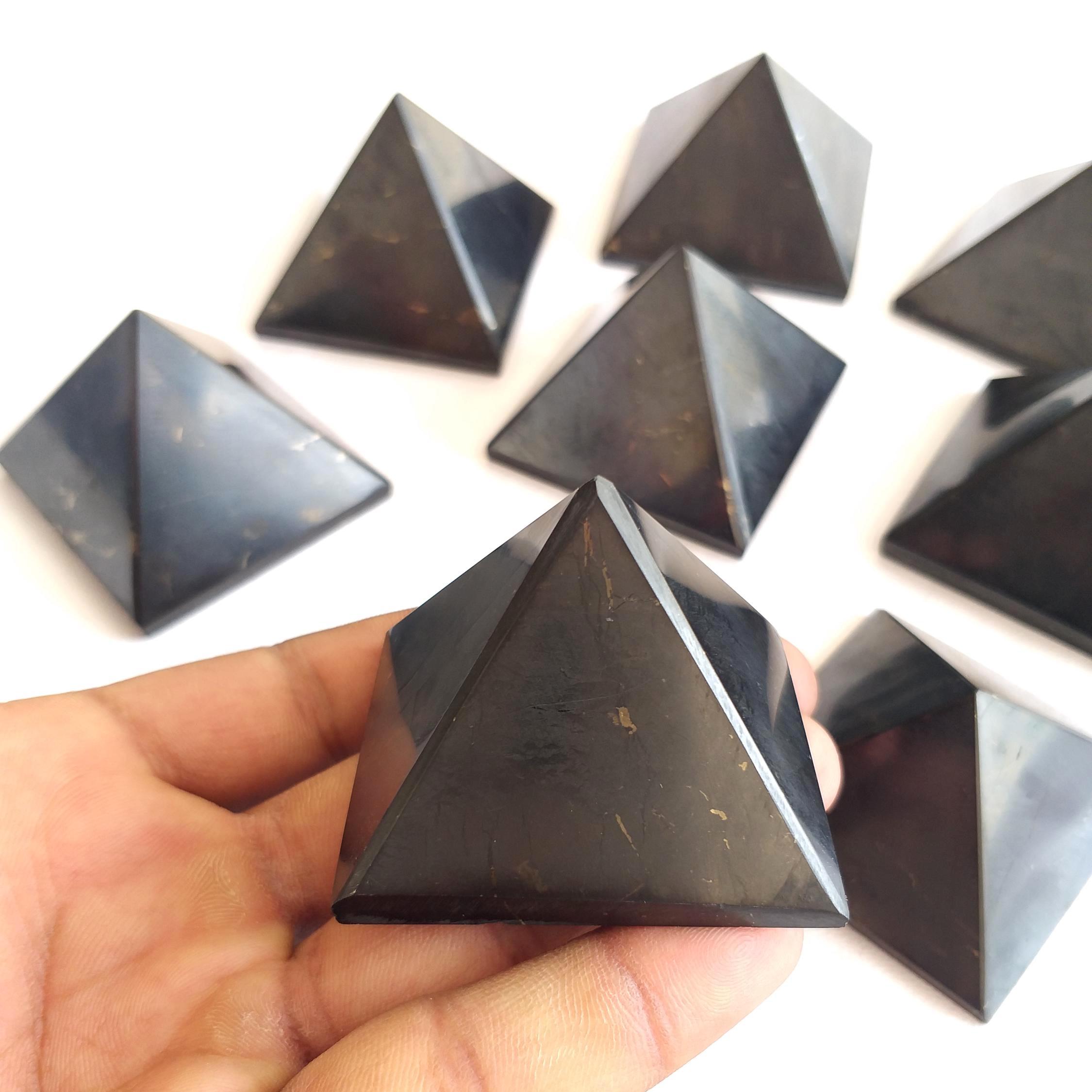 Handmade Shungite Pyramid: Healing Crystal Home Decor (1.8-2'' Inch