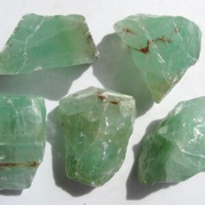 Smaragd Calcit, grüner Calcit, Rohstein Wasserstein Edelstein, ab 26 g.