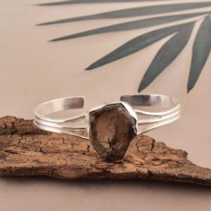 Raw Smoky Quartz Bracelet in 925 Sterling Silver, Dainty Cuff Bangle, Healing Crystal Jewelry, Minimalist Handmade Bracelet Gift for Her Raw Smoky Quartz Bracelet in 925 Sterling Silver, Dainty Cuff Bangle, Healing Crystal Jewelry, Minimalist Handmade Bracelet Gift for Her