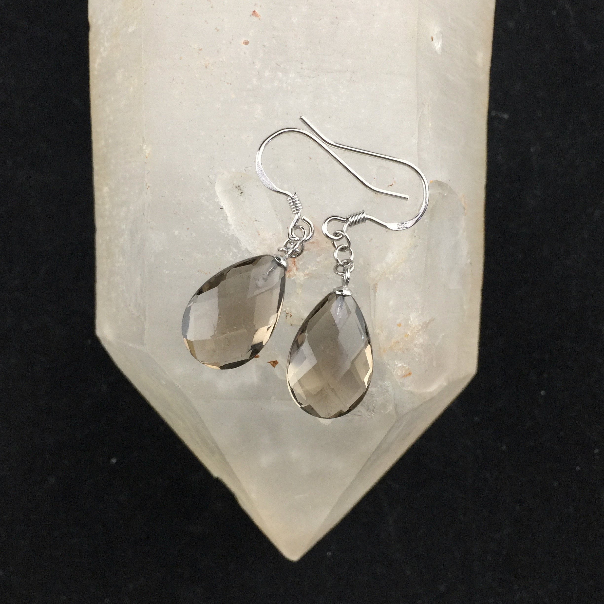 Entrancing Smoky Quartz- Faceted And Untreated Dangle Earrings (e-1)