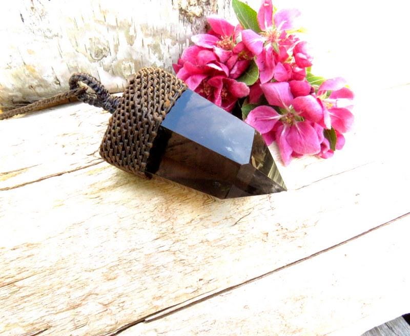 Smokey Quartz Crystal Point Macrame Necklace, Luxe Boho, Glamorous Vibes, Statement Necklace, Gift Ideas For The Crystal Collector, For Her,