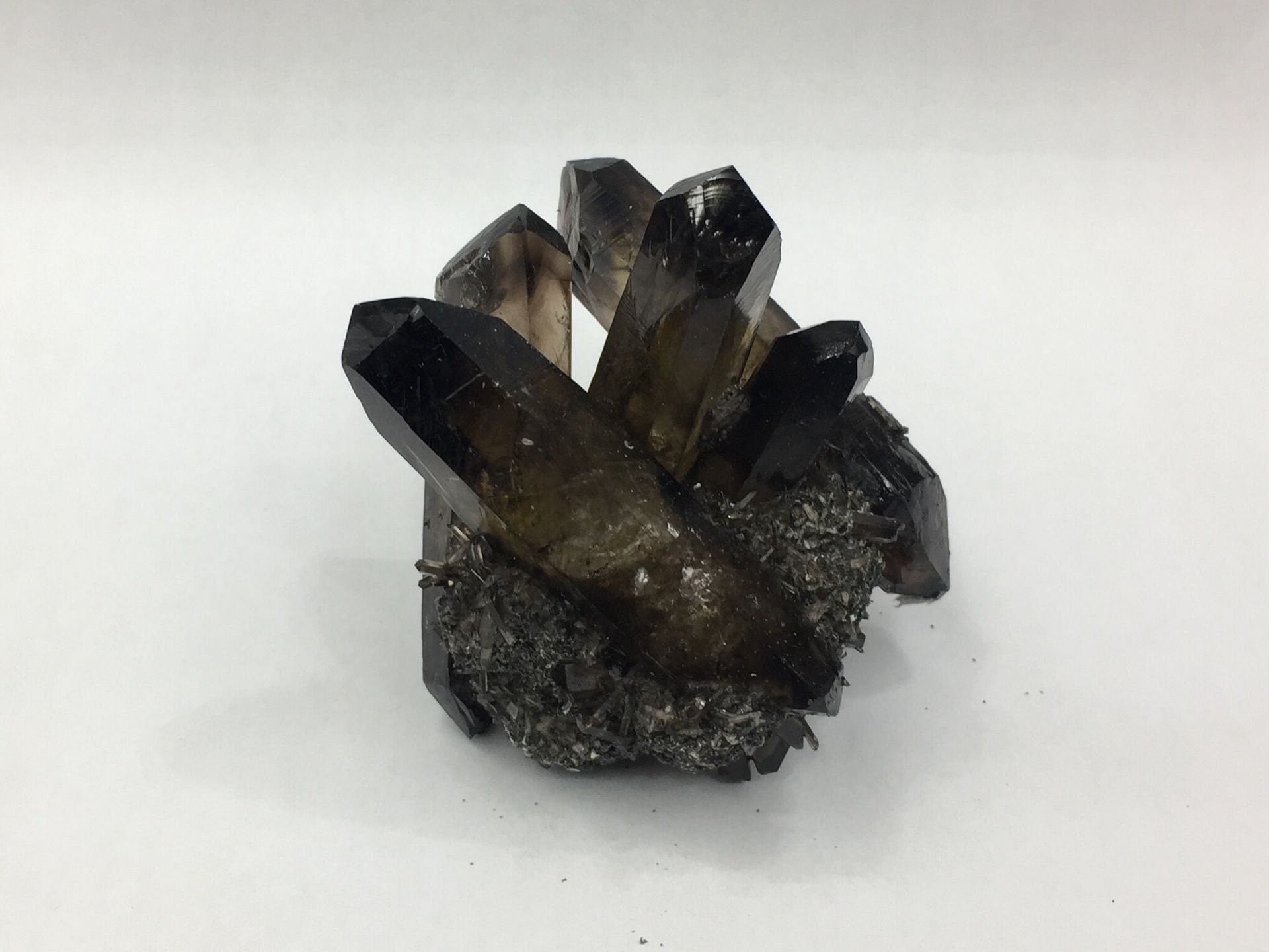 Natural Smoky Quartz Cluster Dark Smoky Quartz Crystal Cluster Druzy Stone Decor Mineral Specimen Healing Stone Rock Free Form Cd-s04 Natural Smoky Quartz Cluster Dark Smoky Quartz Crystal Cluster Druzy Stone Decor Mineral Specimen Healing Stone Rock Free Form Cd-s04