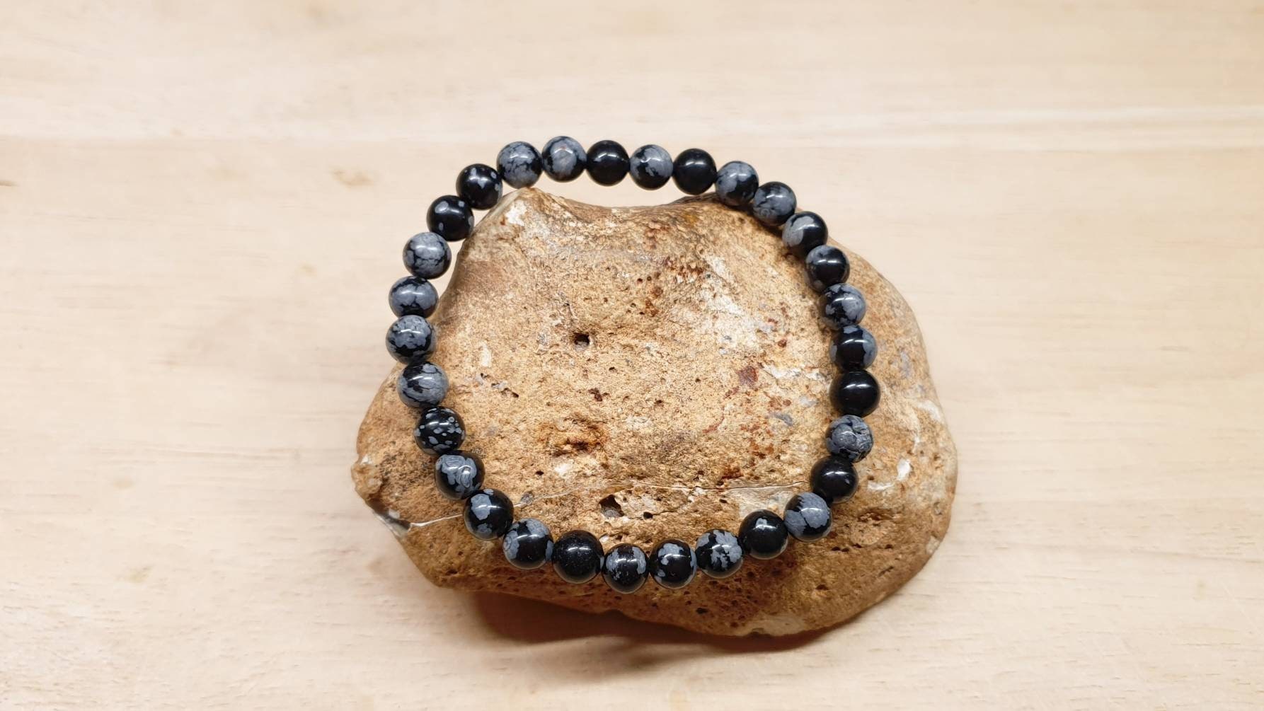 Snowflake Obsidian Bracelet. Reiki Jewelry Uk. Virgo Jewelry. Silver Plated Wire Wrapped Bracelet