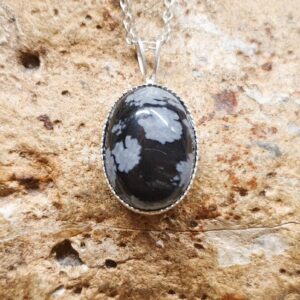 Small Snowflake Obsidian necklace. 925 sterling silver pendant. Reiki jewelry uk. Virgo jewelry. 14x10mm