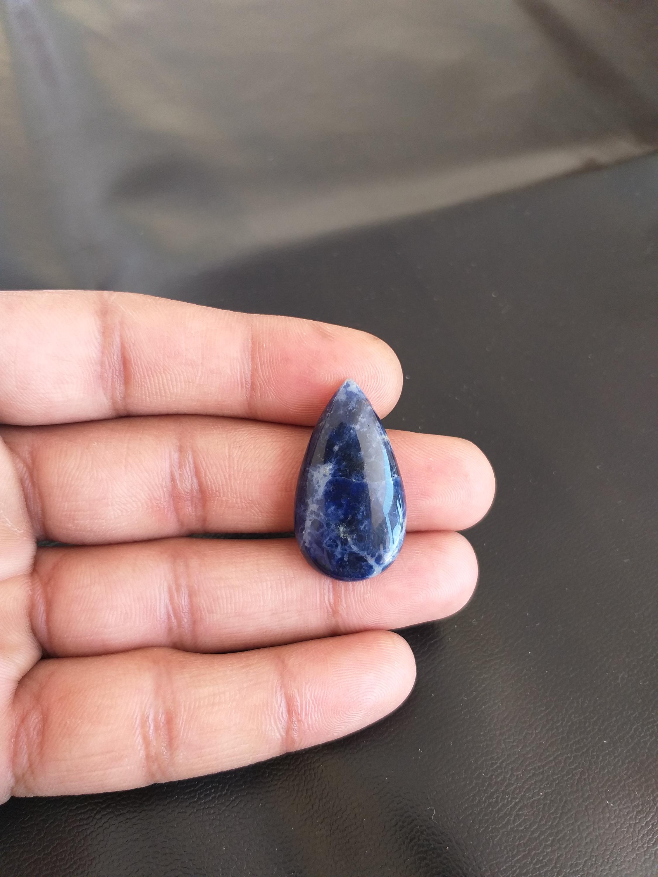 Aaa Pear Sodalite Cabochon: 20 Carat Gemstone (31x17x5 Mm)