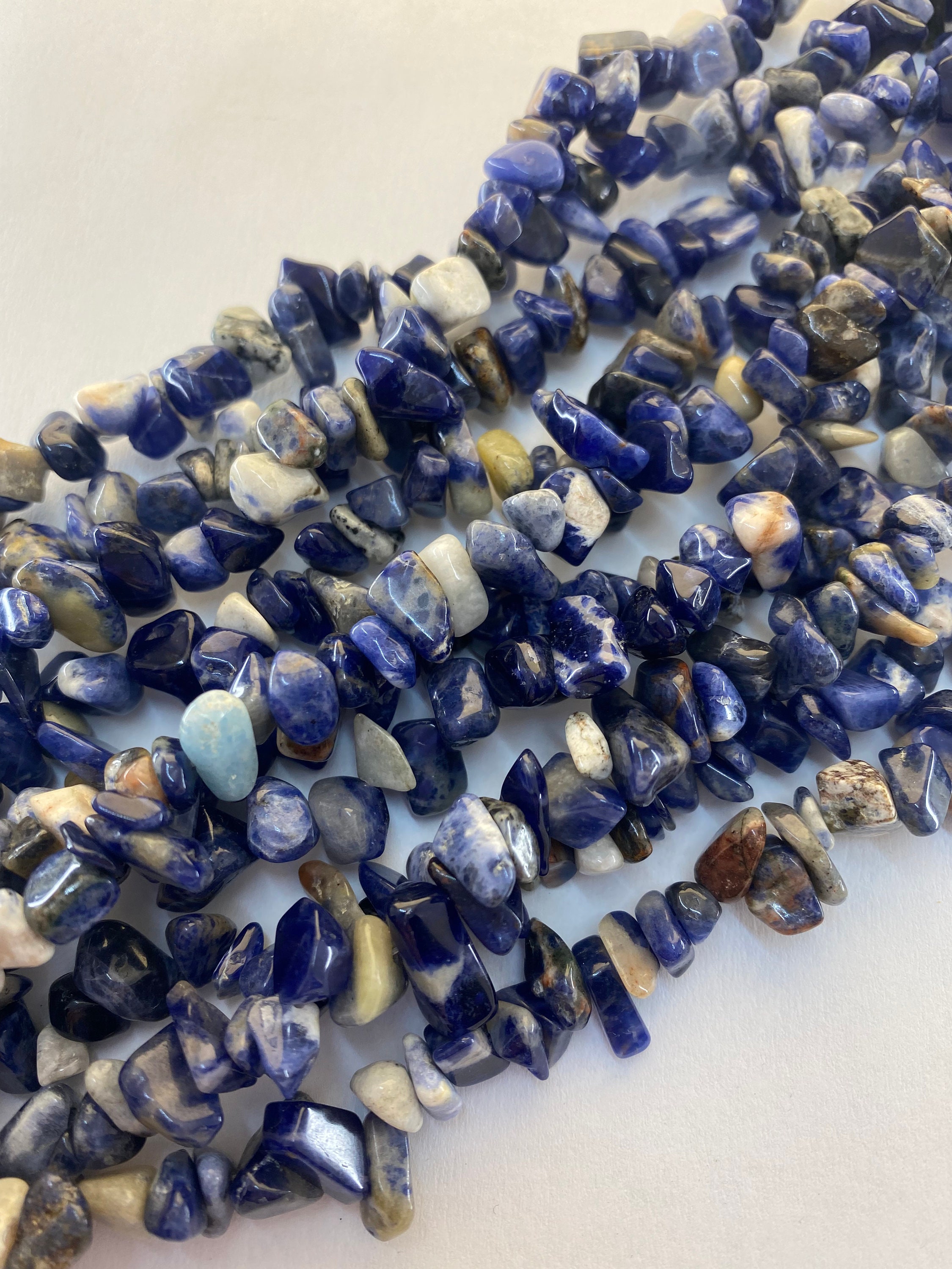 6-10mm Natural Sodalite Gemstone Chips. 36” Strand Of Blue And White Sodalite Chips.