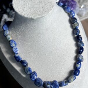 18” Beaded Sodalite Chunky Tumbled Stone Necklace 18” Beaded Sodalite Chunky Tumbled Stone Necklace