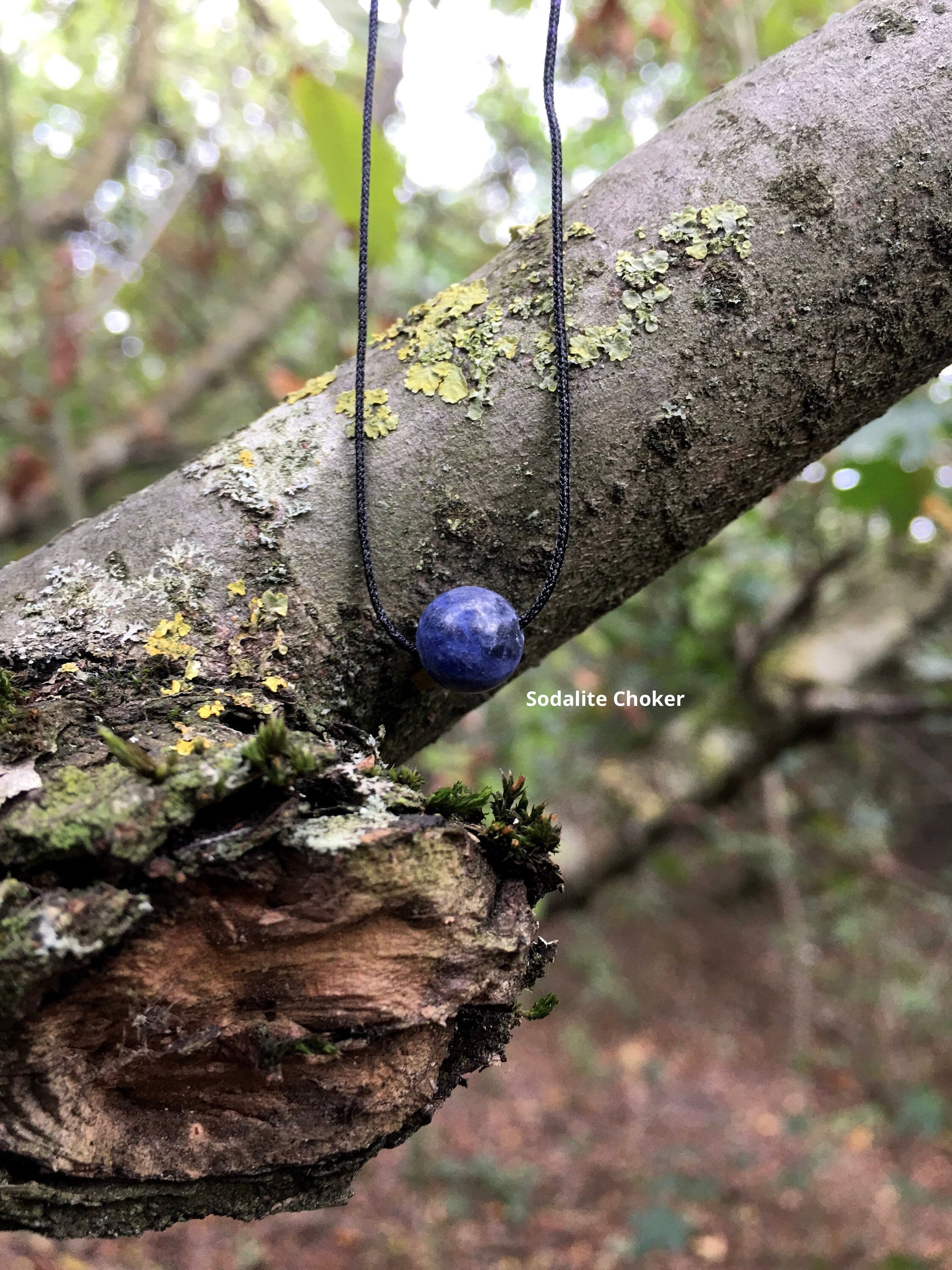 Minimalist Sodalite Choker Necklace: 8mm Gemstone Bead