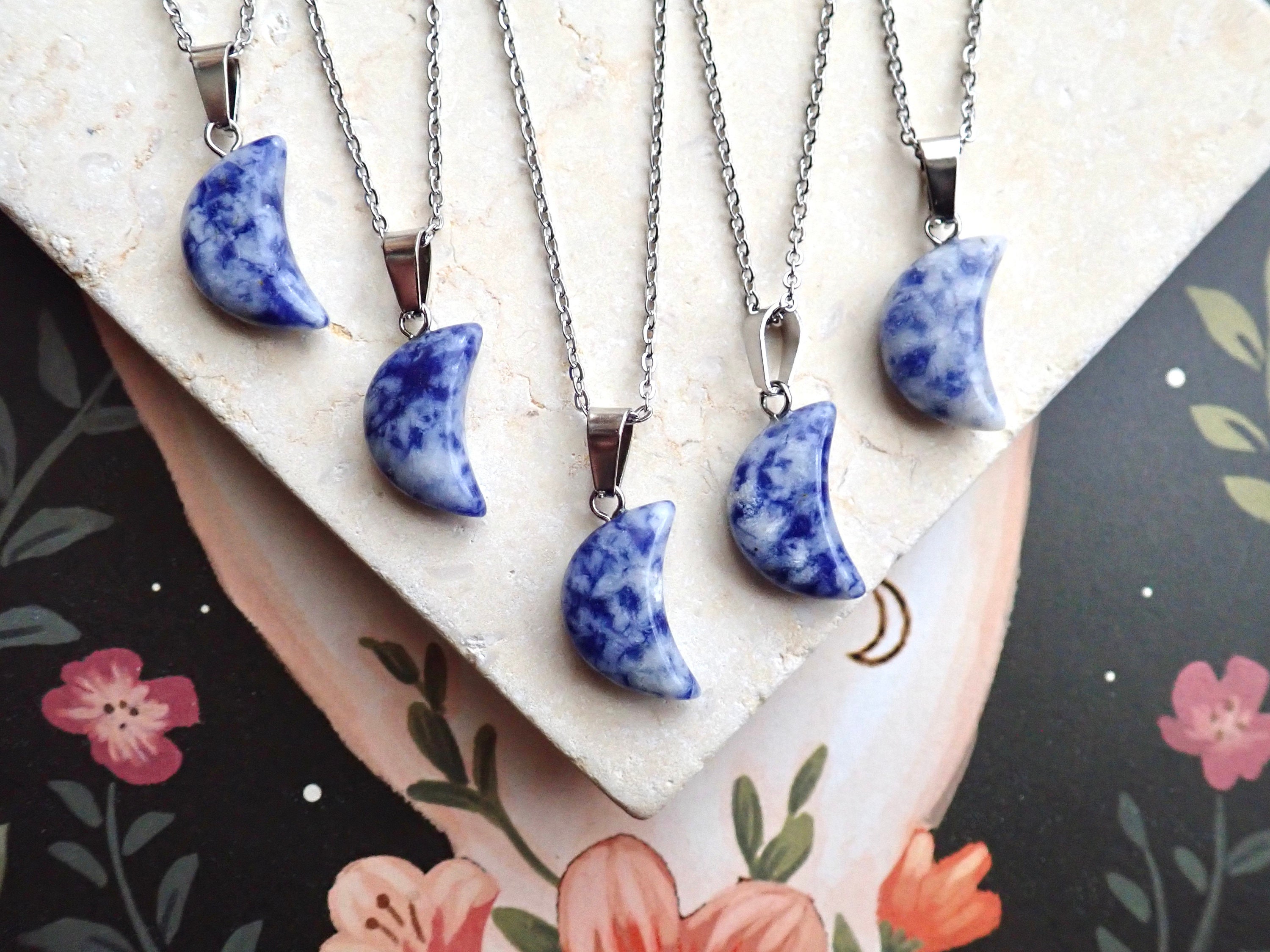 Gemstone Moon Charm Necklace, Crescent Moon Necklace, Sodalite Jewelry Silver, Celestial Jewelry, Moon Pendant Necklace, Moon Jewelry