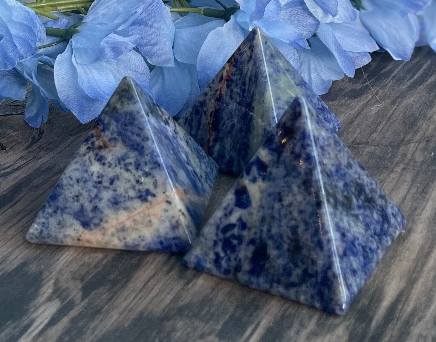 Sodalite Pyramid, Sodalite, Qty. 1