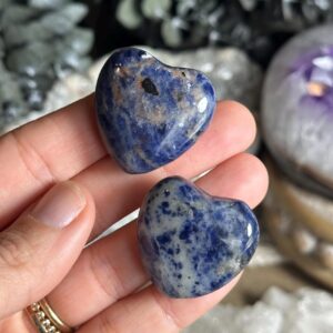 Small Sodalite Heart, Sunset Sodaite, Clearity, Truth, Intuition Small Sodalite Heart, Sunset Sodaite, Clearity, Truth, Intuition