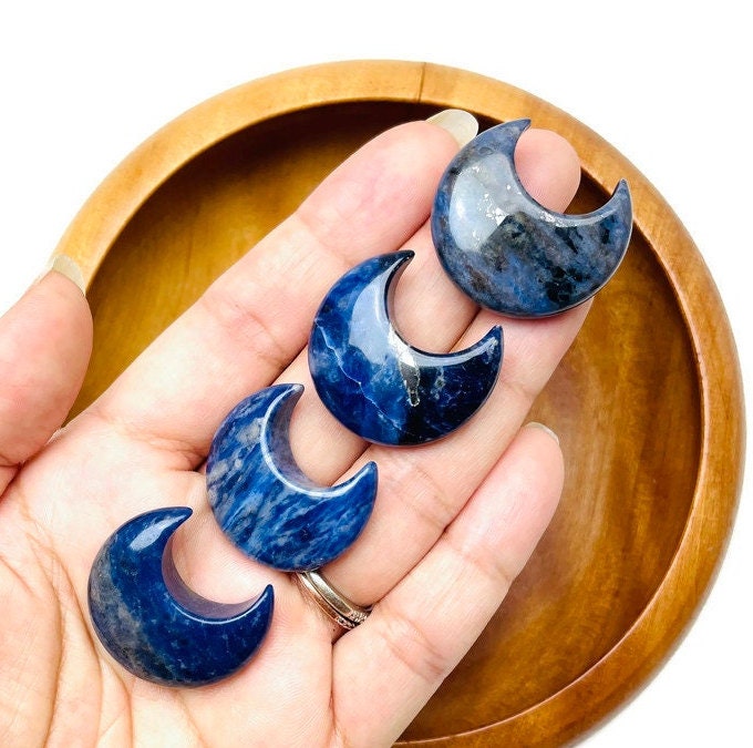 Sodalite Crystal Moon: Blue Gray Tumble Stone (15-20mm)