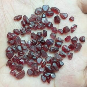 Natural Spinel Rough Lot | Wine Red Transparent Raw Specimen 5-8mm Natural Spinel Rough Lot | Wine Red Transparent Raw Specimen 5-8mm