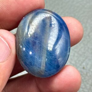Blue Star Sapphire Cabochon: 80.5 Carat Sheen Gemstone (29X23X10MM