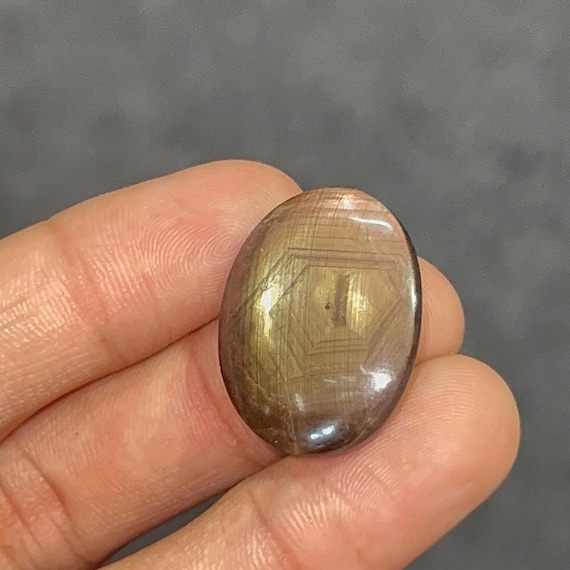 Natural Golden Star Sapphire Cabochon 36 Ct | Sheen Effect Star Sapphire | Polished Gemstone For Jewelry Making