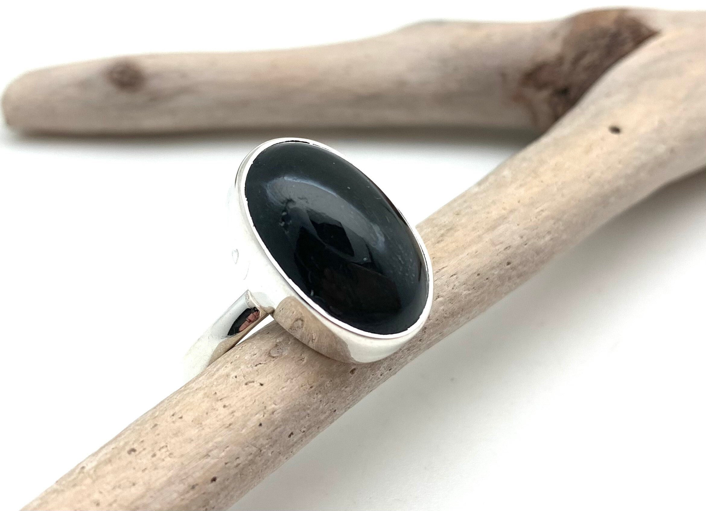 Black Star Sapphire Ring: Oval Sterling Silver, Size 10