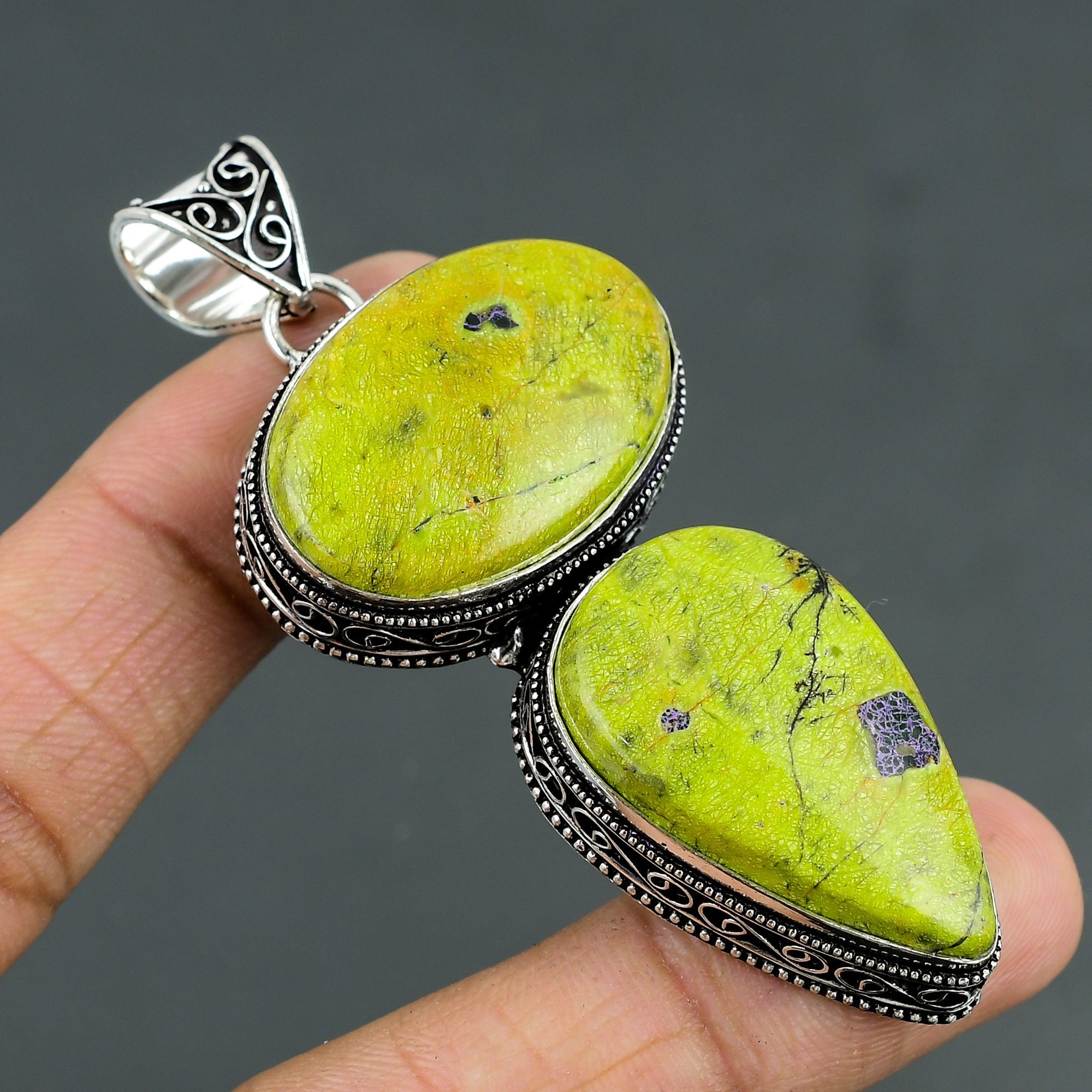 Handmade Stichtite 925 Sterling Silver Pendant: Vintage Gemstone Jewelry