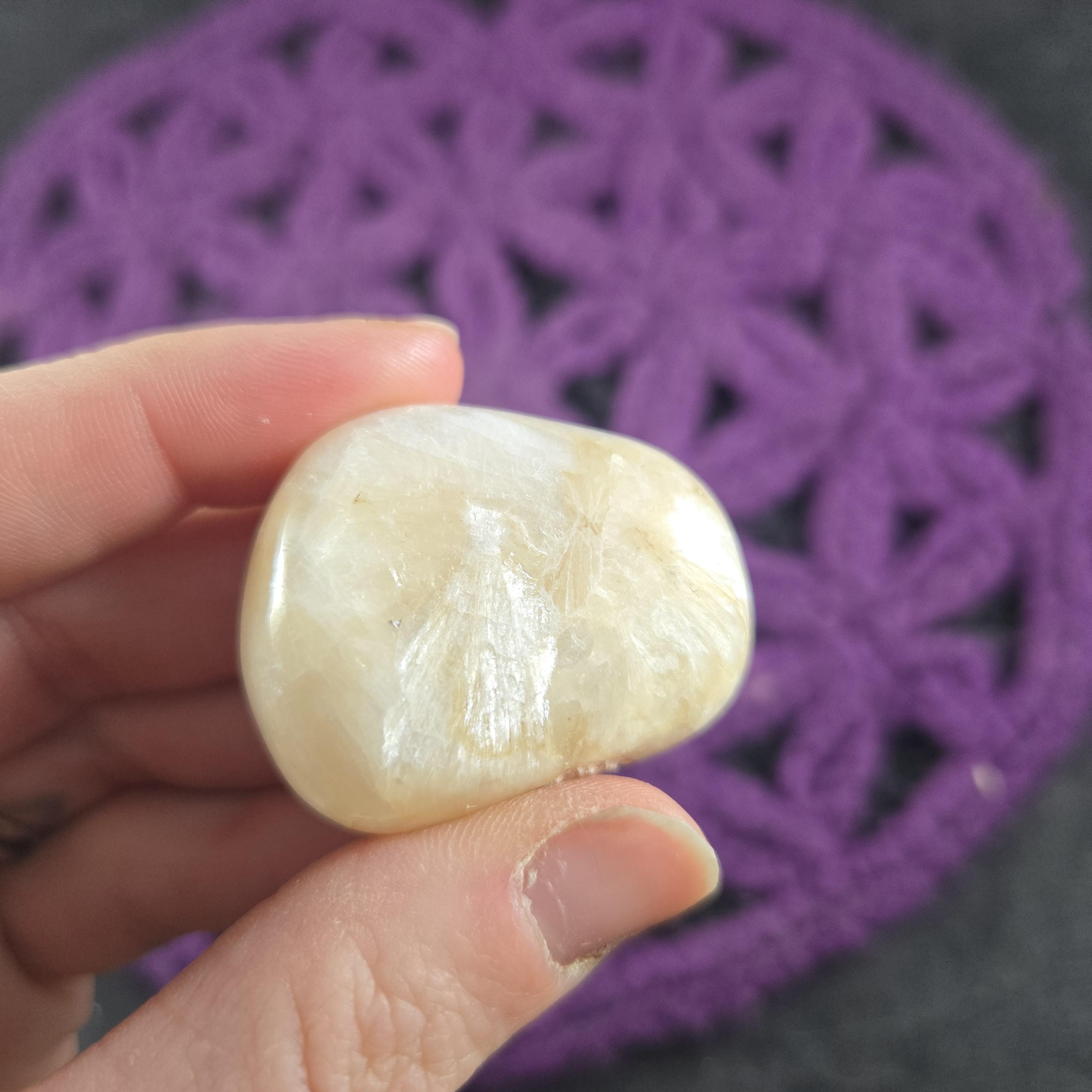 Stilbite Tumbled Stone Crystal Large Polished Pocket Natural Peach Rare Unique India