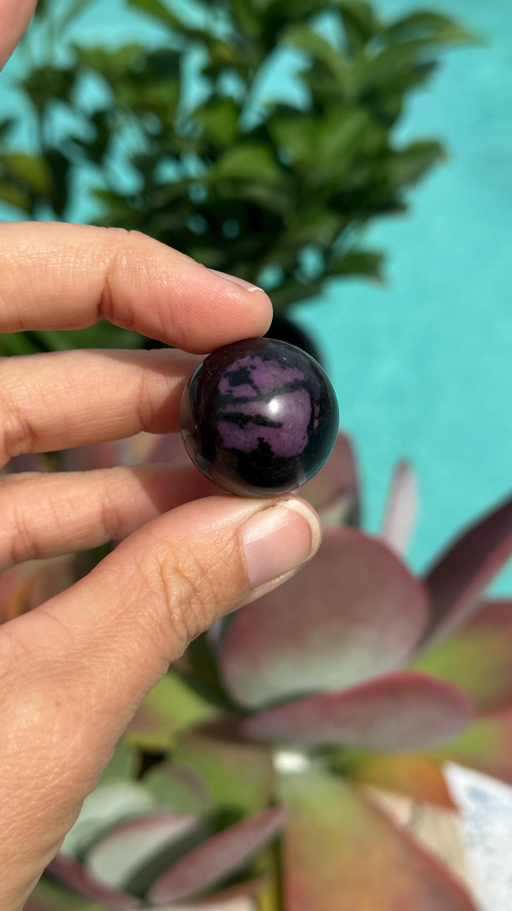 Sugilite Sphere 34g