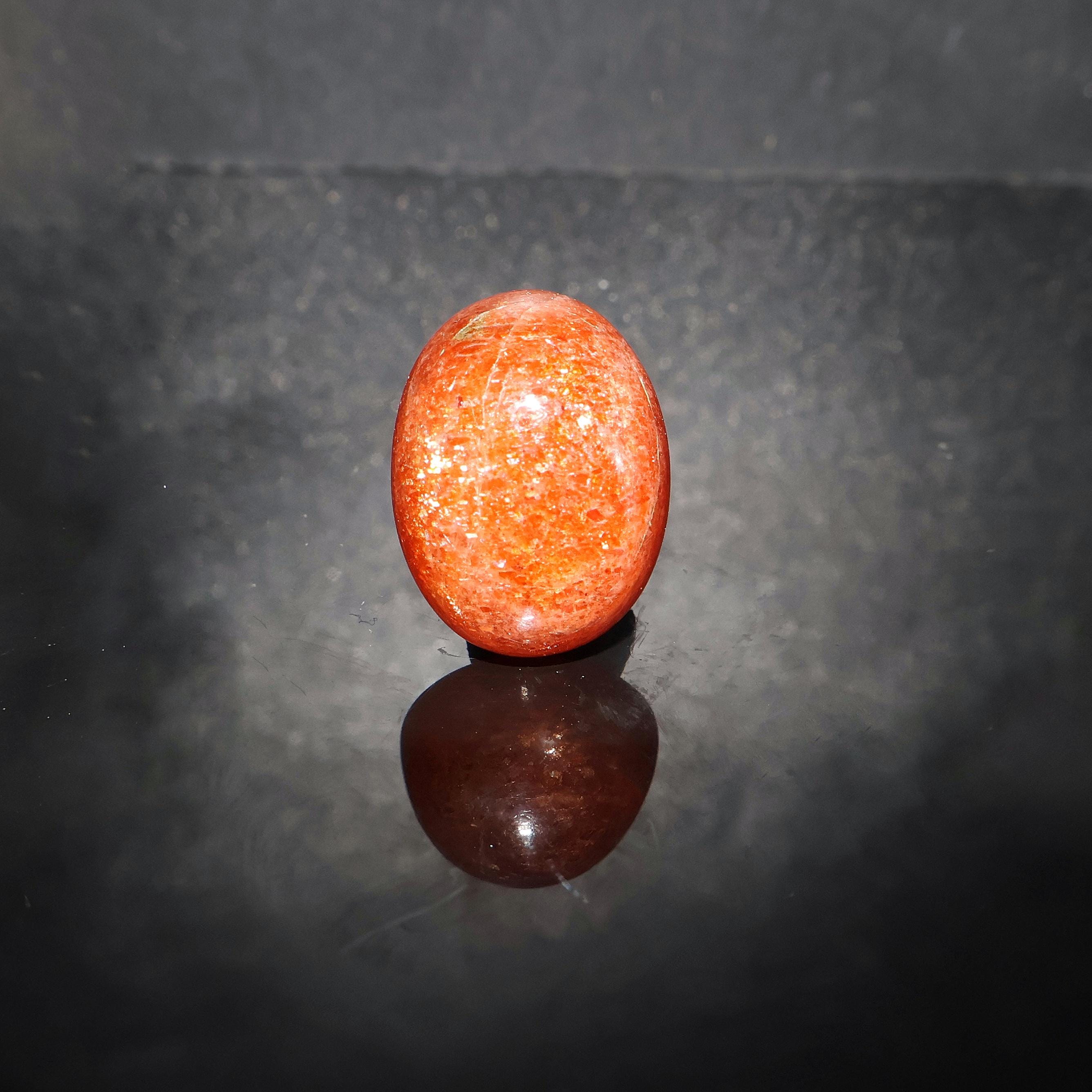 8.70 Carat, Natural Sunstone Cabochon, Flashy Fire Sunstone, Loose Gemstone, 15.50x11.50 Mm, Oval Shape 8.70 Carat, Natural Sunstone Cabochon, Flashy Fire Sunstone, Loose Gemstone, 15.50x11.50 Mm, Oval Shape