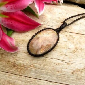 Sunstone macrame necklace, sunstone necklace, gift ideas for the supernaturalist, Sunstone meaning, Libra crystals, vacation necklace