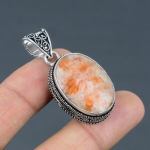 Handmade Sunstone Pendant: Vintage 925 Sterling Silver Jewelry Handmade Sunstone Pendant: Vintage 925 Sterling Silver Jewelry