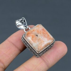 Handmade Sunstone Pendant: Vintage Sterling Silver Gemstone Jewelry Handmade Sunstone Pendant: Vintage Sterling Silver Gemstone Jewelry