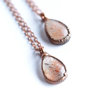 Sunstone Necklace , Faceted Sunstone Necklace , Sunstone Jewelry , Teardrop Crystal Necklace , Sunstone Pendant
