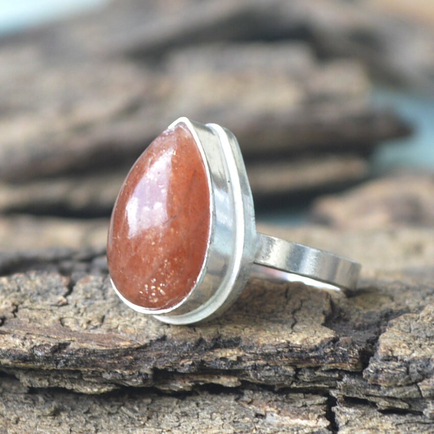 Oregon Sunstone Ring: Pear Cabochon, Sterling Silver Bezel