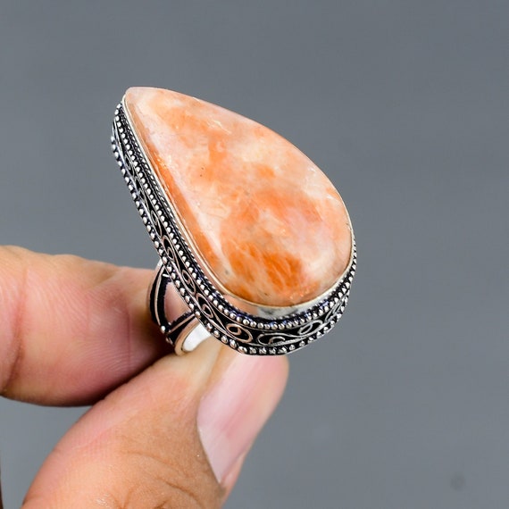 Pear Sunstone Ring: Vintage 925 Sterling Silver, Size 8