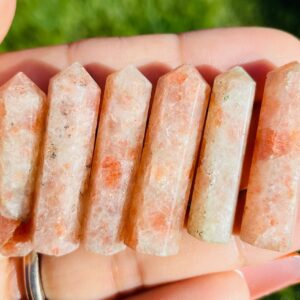 Rainbow Sunstone Crystal Point: Tumbled Faceted Gemstone (25-35mm)