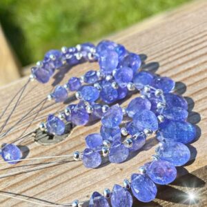 Natural Rustic Tanzanite Hand Faceted pear Teardrop Briolettes Beads Sparkling fine Drops 4-6mm approx UNMATCHED Natural Rustic Tanzanite Hand Faceted pear Teardrop Briolettes Beads Sparkling fine Drops 4-6mm approx UNMATCHED