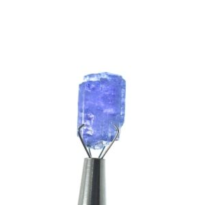14.90ct Natural Tanzanite Crystal Specimen, Rough Zoisite 14.90ct Natural Tanzanite Crystal Specimen, Rough Zoisite