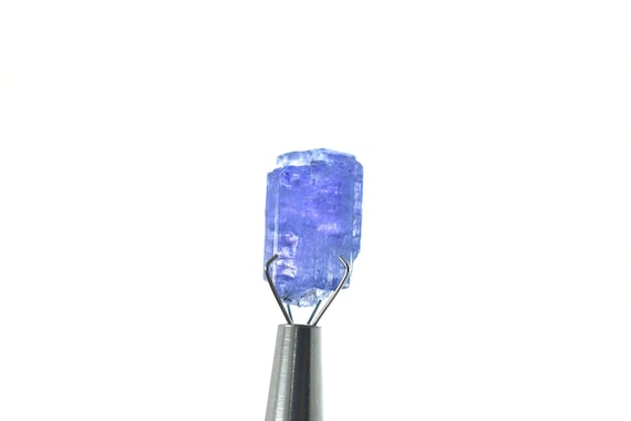 14.90ct Natural Tanzanite Crystal Specimen, Rough Zoisite 14.90ct Natural Tanzanite Crystal Specimen, Rough Zoisite