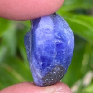 Raw Tanzanite Crystal Nuggets: Uncut Gemstone For Jewelry Making Raw Tanzanite Crystal Nuggets: Uncut Gemstone For Jewelry Making