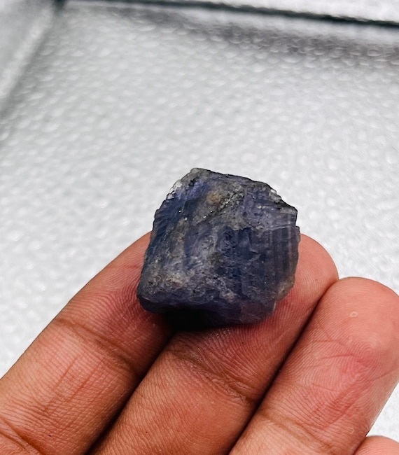 Natural Raw Tanzanite Sprcimen Healing Crystal Blue Tanzanight Rogh Stone Untreated Jewlery Tanzanite Raw Gemstone