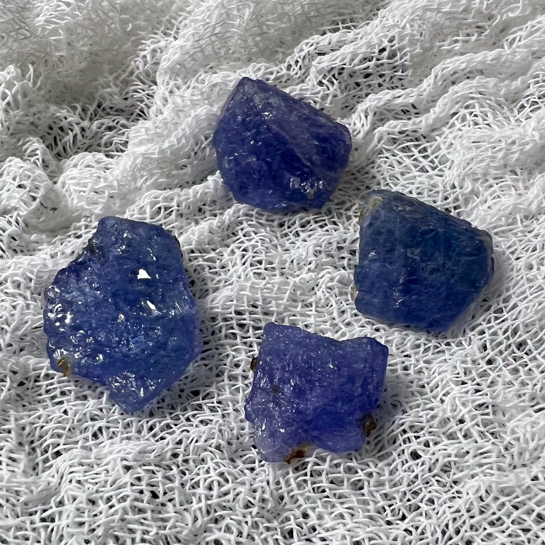 Rough Gemmy Tanzanite -stone For Communication, Wisdom And Connection Rough Gemmy Tanzanite -stone For Communication, Wisdom And Connection