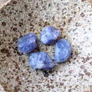 Tanzanite Rough Gemstone Tanzanite Rough Gemstone