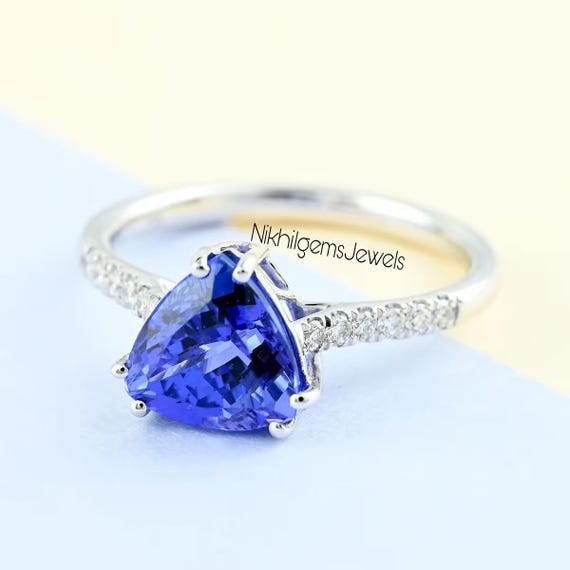 Aaaa Tanzanite Trillion Ring: 14k Yellow Gold Solitaire
