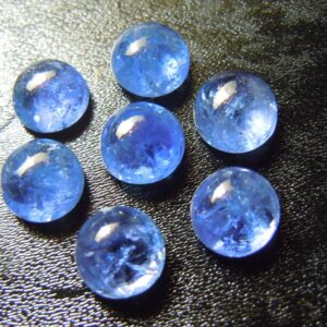 Tanzanite Cabochon,Tanzanite Gemstone,Tanzanite Round,Tanzanite Ring,Tanzanite Stone,Tanzanite Blue,Tanzanite Wholesaler,Tanzanite Purple,