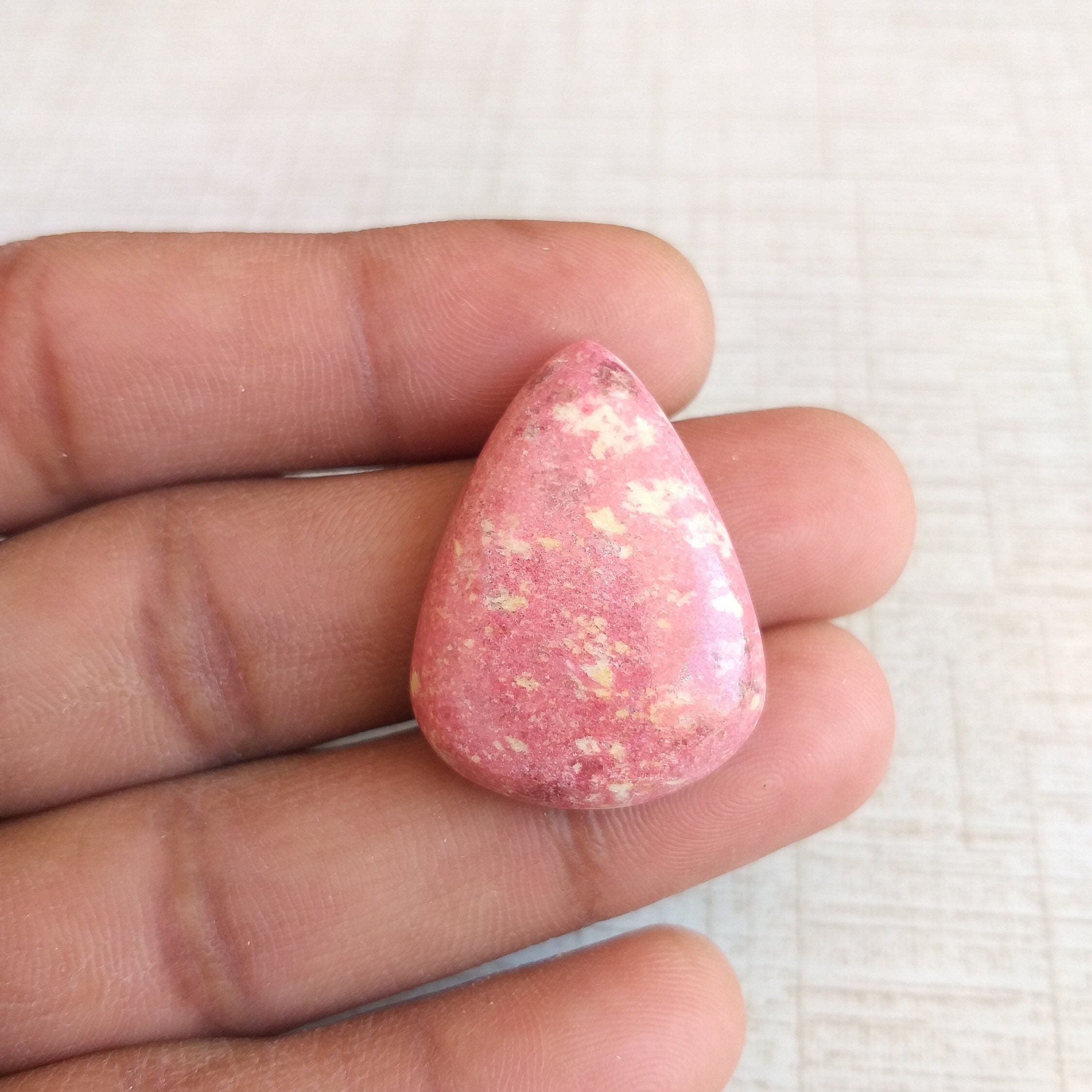 Pear Thulite Cabochon Gemstone: 42.5 Carat Jewelry Stone (31x23x7 Mm