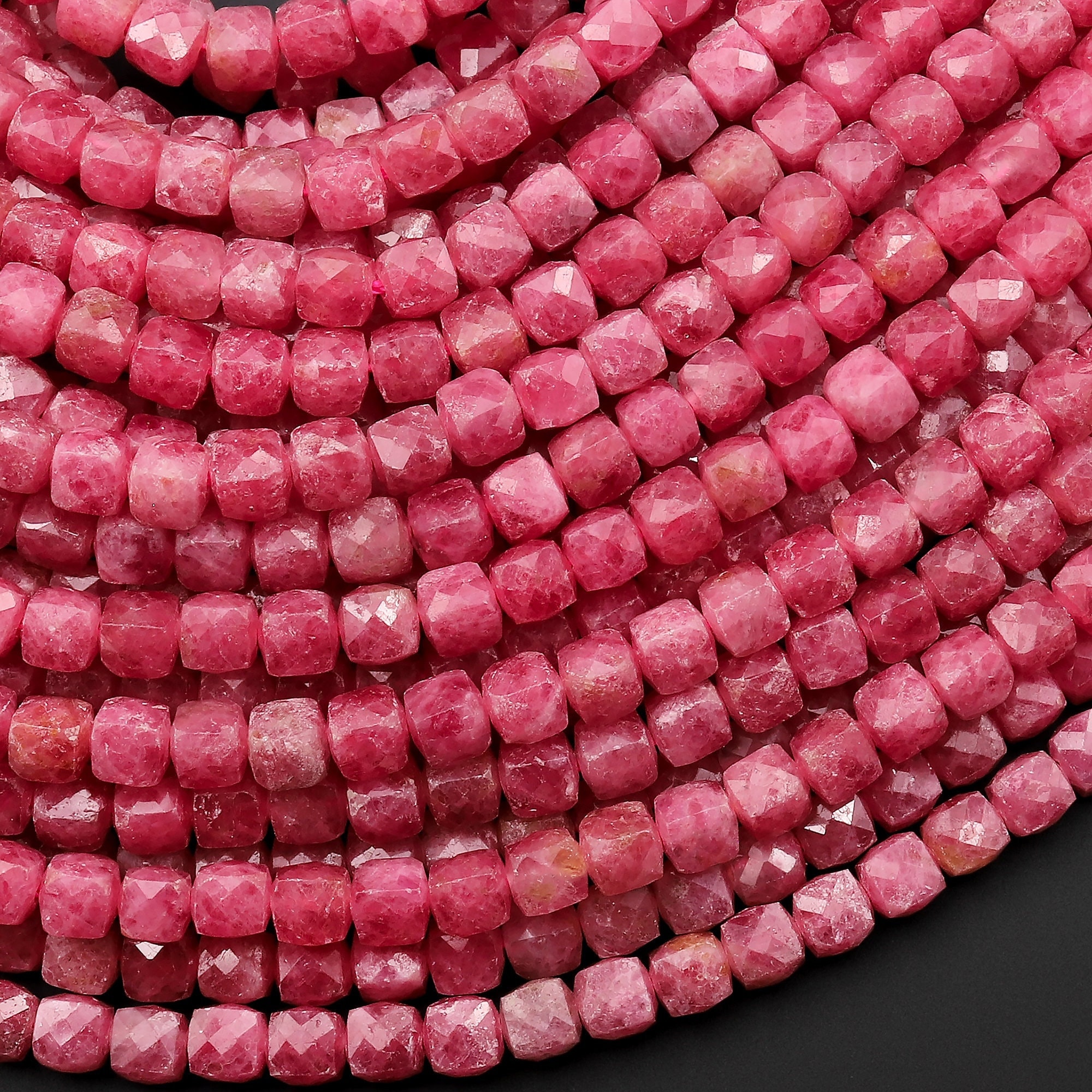 Aaa Faceted Natural Pink Red Thulite 4mm Cube Beads Diamond Cut Gemstone From Norway 15.5" Strand